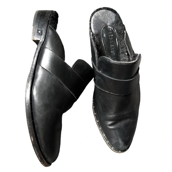 Freda Salvador Keen Mule Flats w/ Shearling Lining Cozy Size 7.5